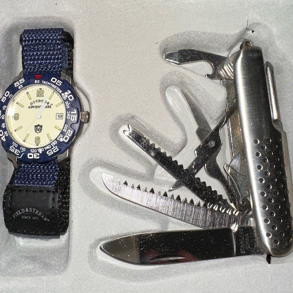 Field and Stream Outdoorsracticsl type of watch and utility tool set - Picture 4 of 5
